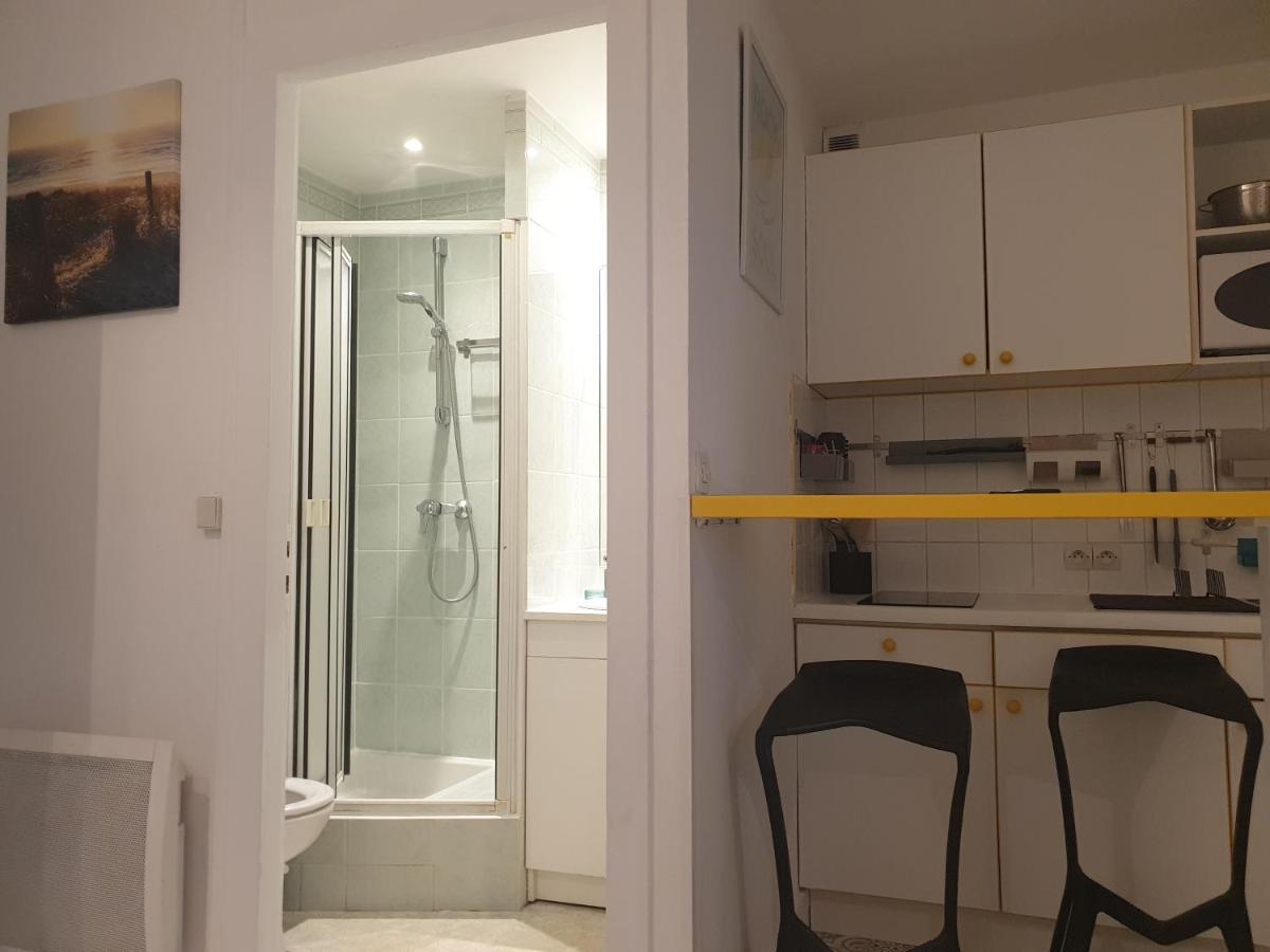 Studio Vue Mer Au Coeur De Malo Les Bains Pieds Dans L Eau Dunkirk Exterior foto